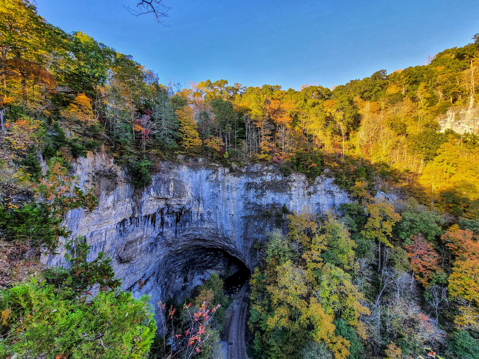 Lots of Things to do near Carven Hills like enjou do near Carven Hills is enjoy Southwest Virginia’s most dramatic landscapes.